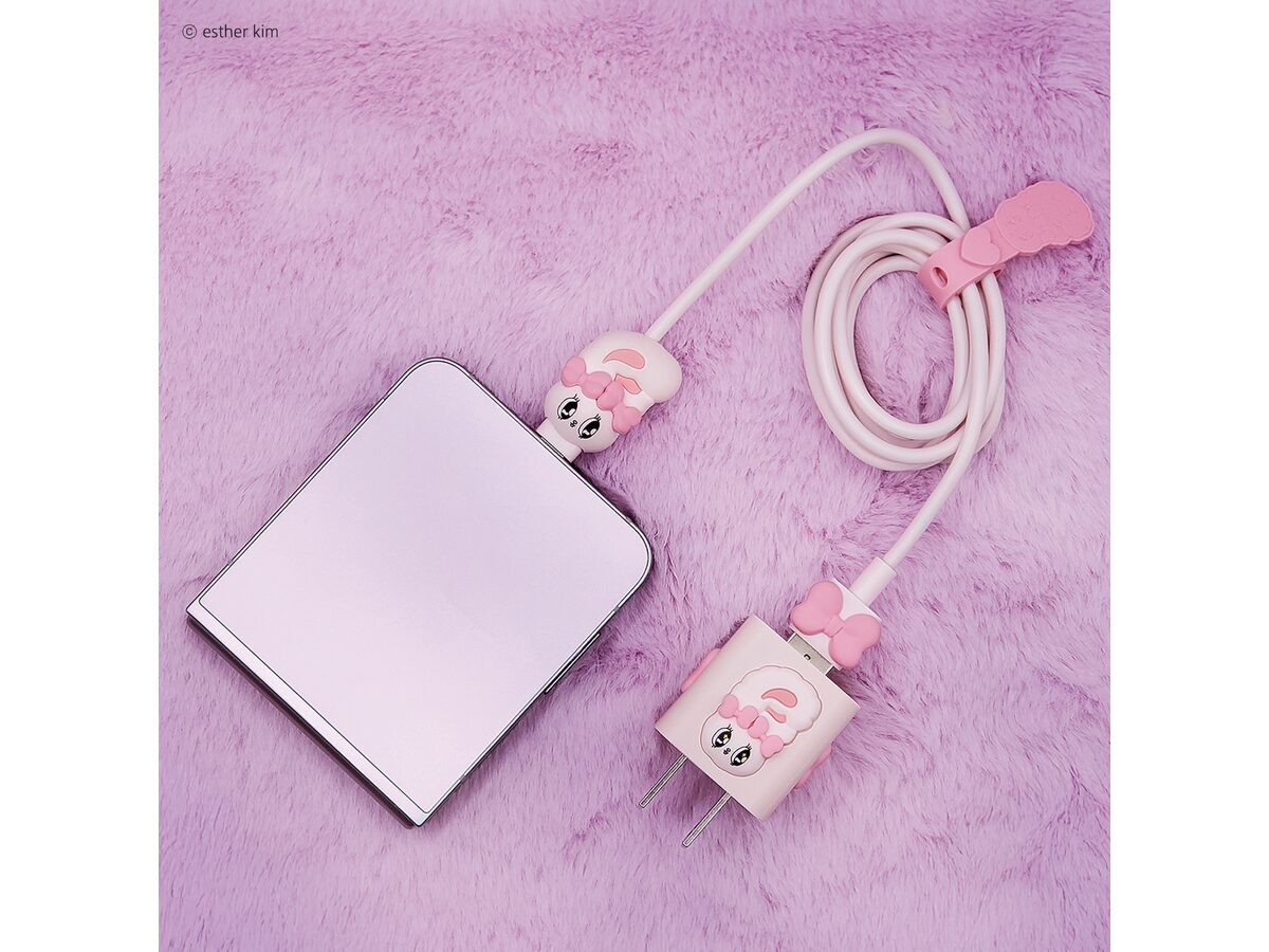 キャラクターショップCONBEAU、エスターバニーのACアダプターを7月6日発売|製品の仕様と特徴