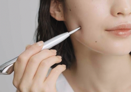 SALONIAのペン型美顔器「フェイスカレントポインター」、発売から半年で累計出荷本数10万本を突破｜基本的な使い方と監修メソッド