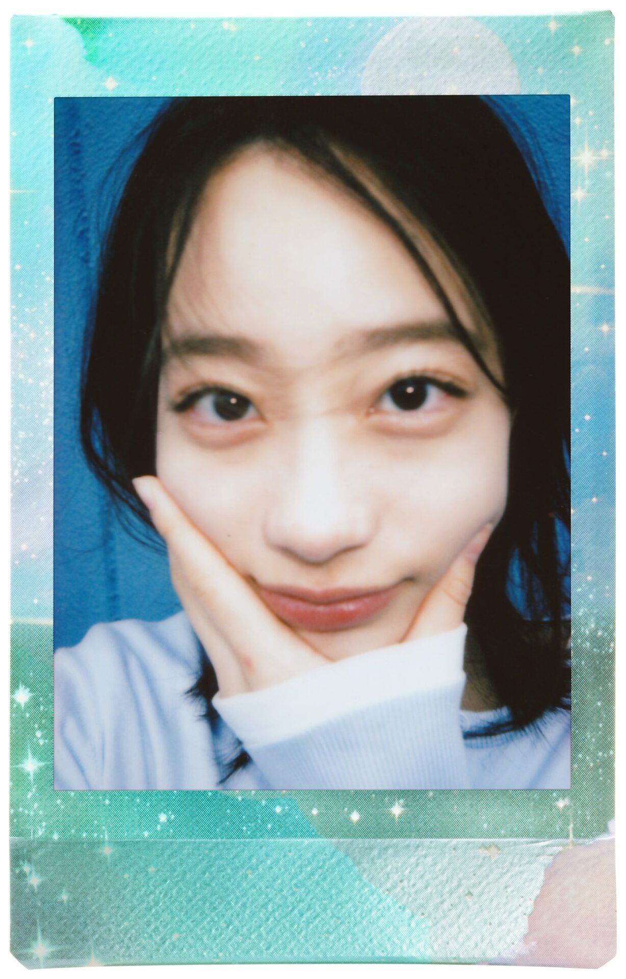 富士フイルム、チェキ「instax mini 13」アンバサダーに池端杏慈さんが就任 - 画像3