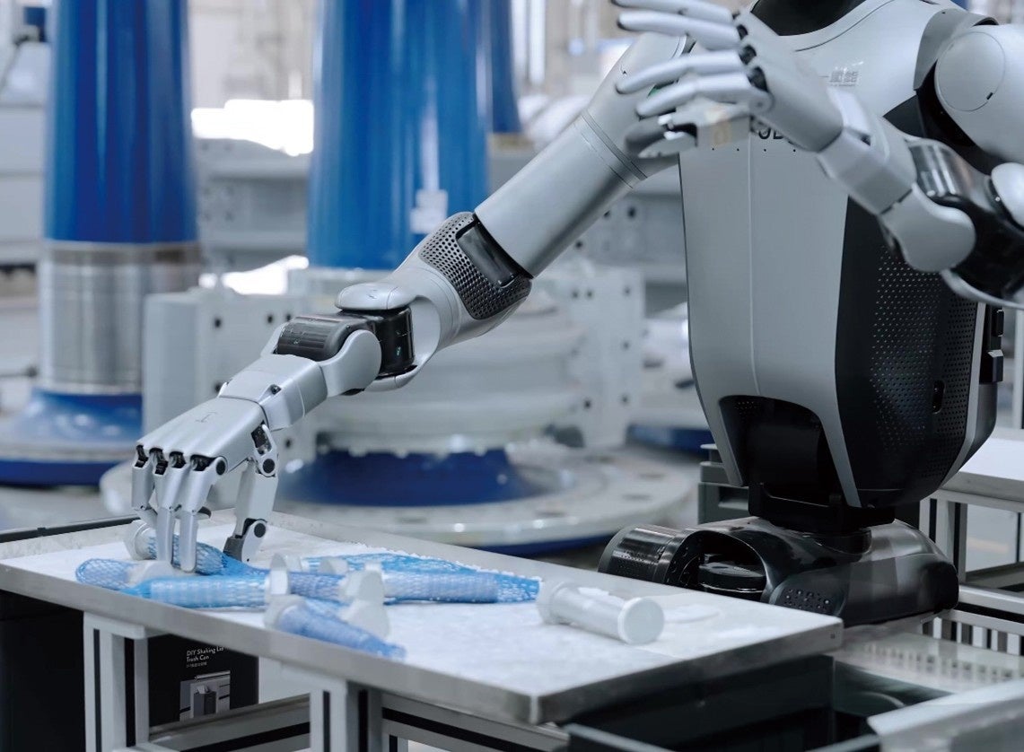 GA Robotics、 Walker Tienkungでボルト精密ピッキングを実演 - 画像1