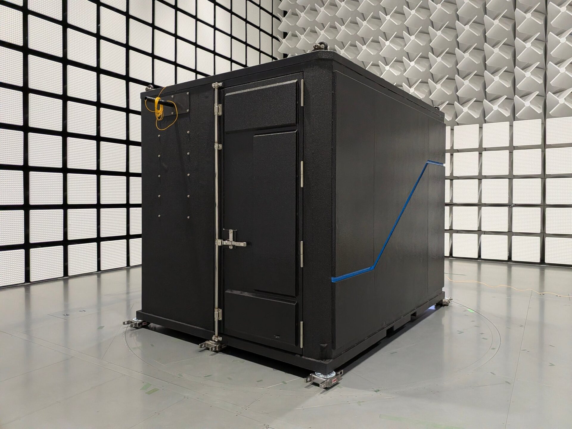 ゲットワークス、災害・有事対応のシェルター型データセンターを製品化 - 画像4