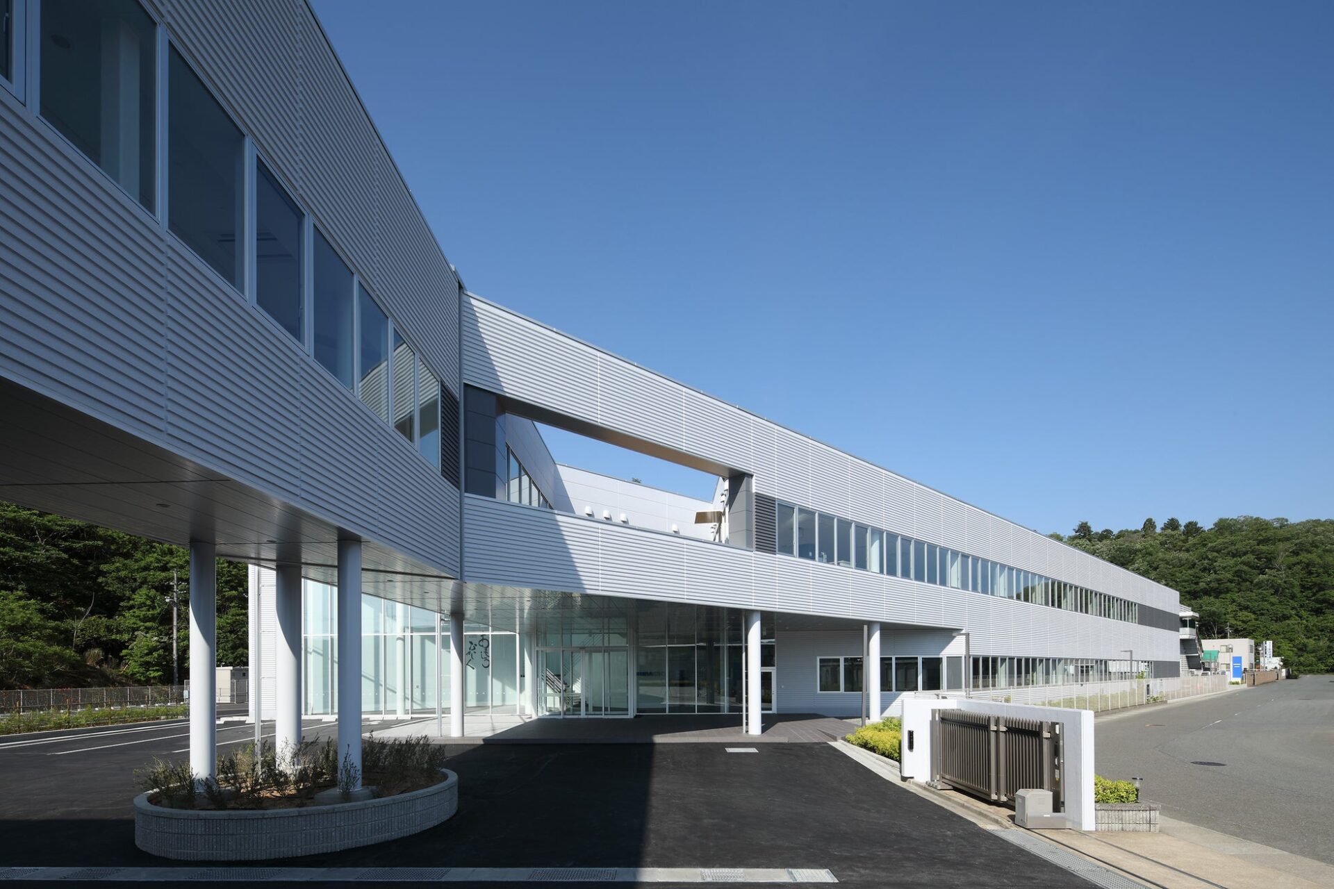 堀場エステック、京都福知山テクノロジーセンター新棟が本格稼働 - 画像1