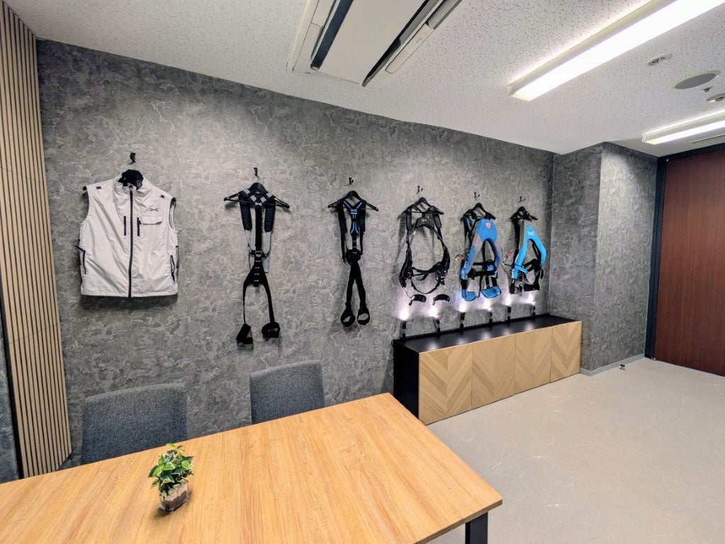 イノフィス、冷却ワークウェアの新モデル「マッスルスーツCOOL VEST 2」など2製品を発表 - 画像14