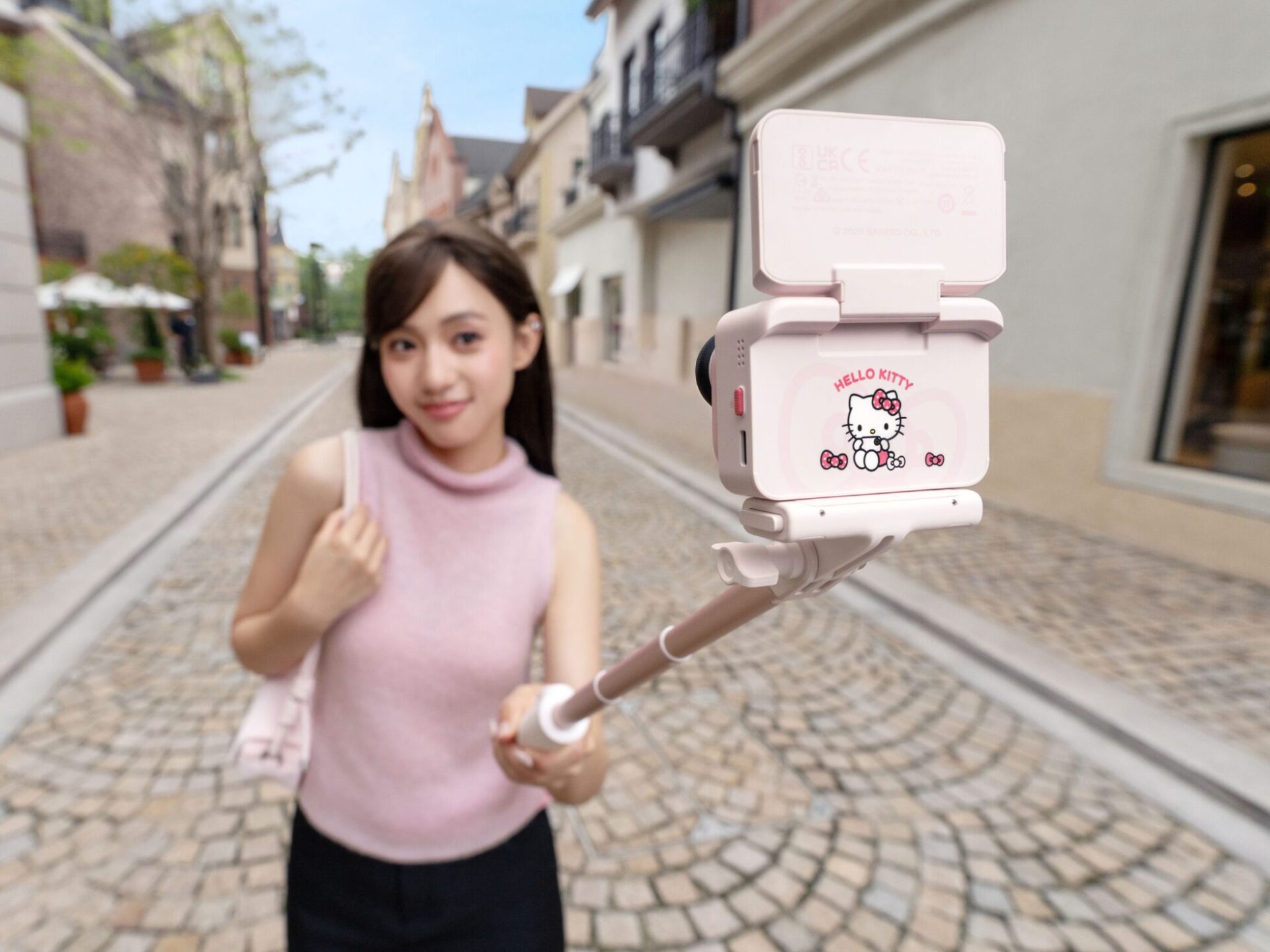 Insta360、サンリオコラボの「GO Ultra × Hello Kitty Limited Edition」を発表 - 画像4