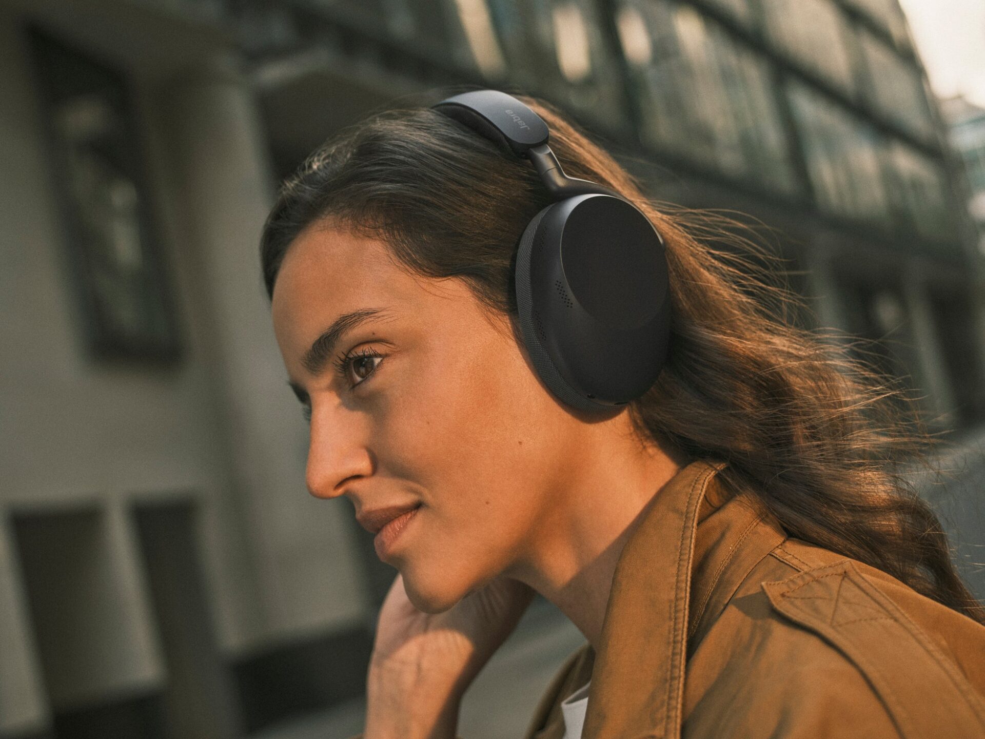 Jabra、ブームレスデザインのAI搭載プロフェッショナルヘッドセット「Evolve3」シリーズを発売 - 画像2