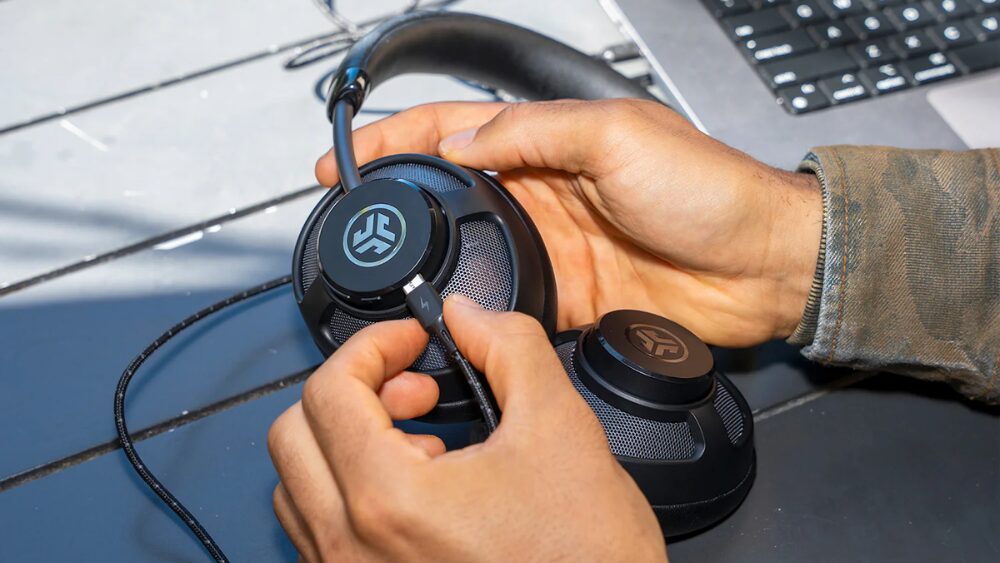 JLab、開放的なオープンデザインのヘッドホン「JBuds Open Wireless」を発売 - 画像4