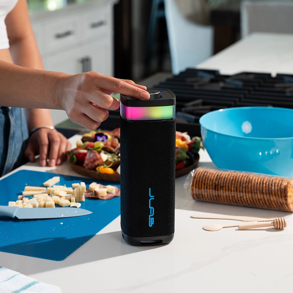 JLab、RGBライト搭載のポータブルスピーカー3モデルを発売 - 画像8