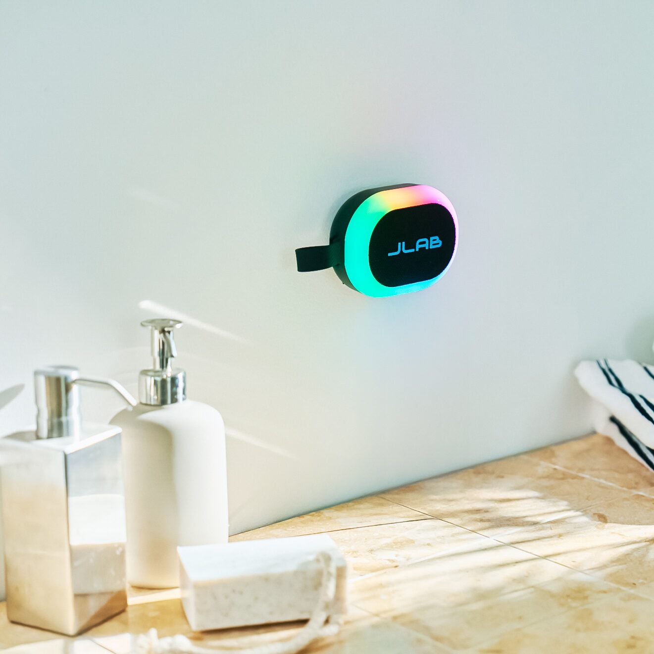 JLab、RGBライト搭載のポータブルスピーカー3モデルを発売 - 画像9