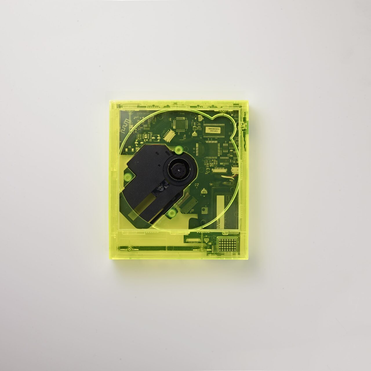 km5、「Neon Collection」を4月1日発売開始 透明とネオンの新カラー - 画像5