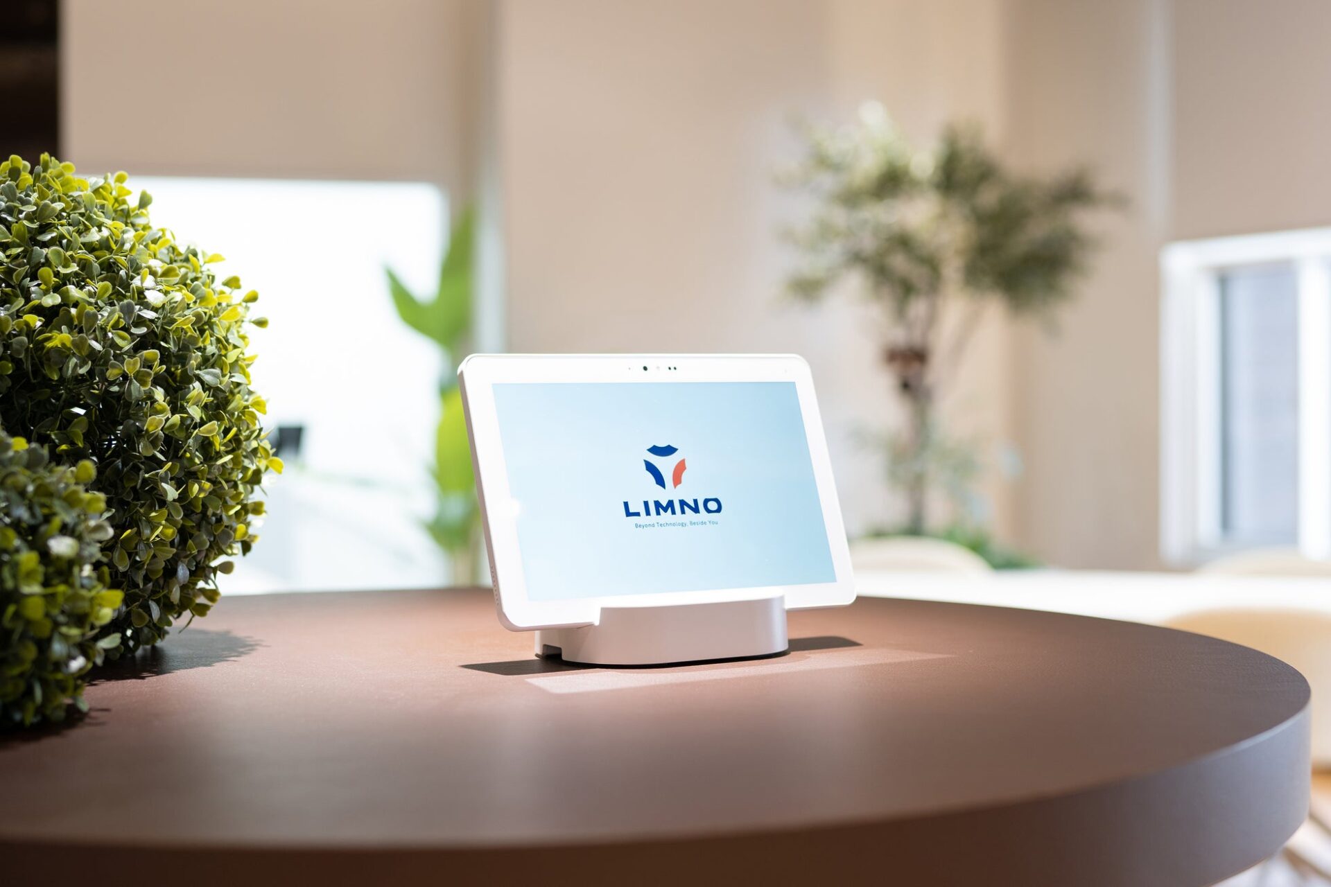 LIMNOの業務用タブレット「Funity」がAI顔認証システム「AIZE Biz」に採用 - 画像4