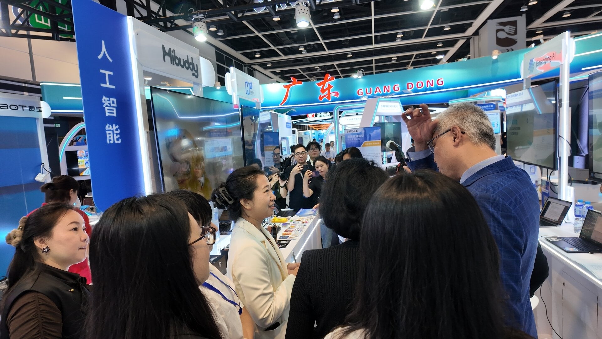 AIで犬の鳴き声を翻訳するスマート首輪「Mibuddy」が日本上陸 - 画像5