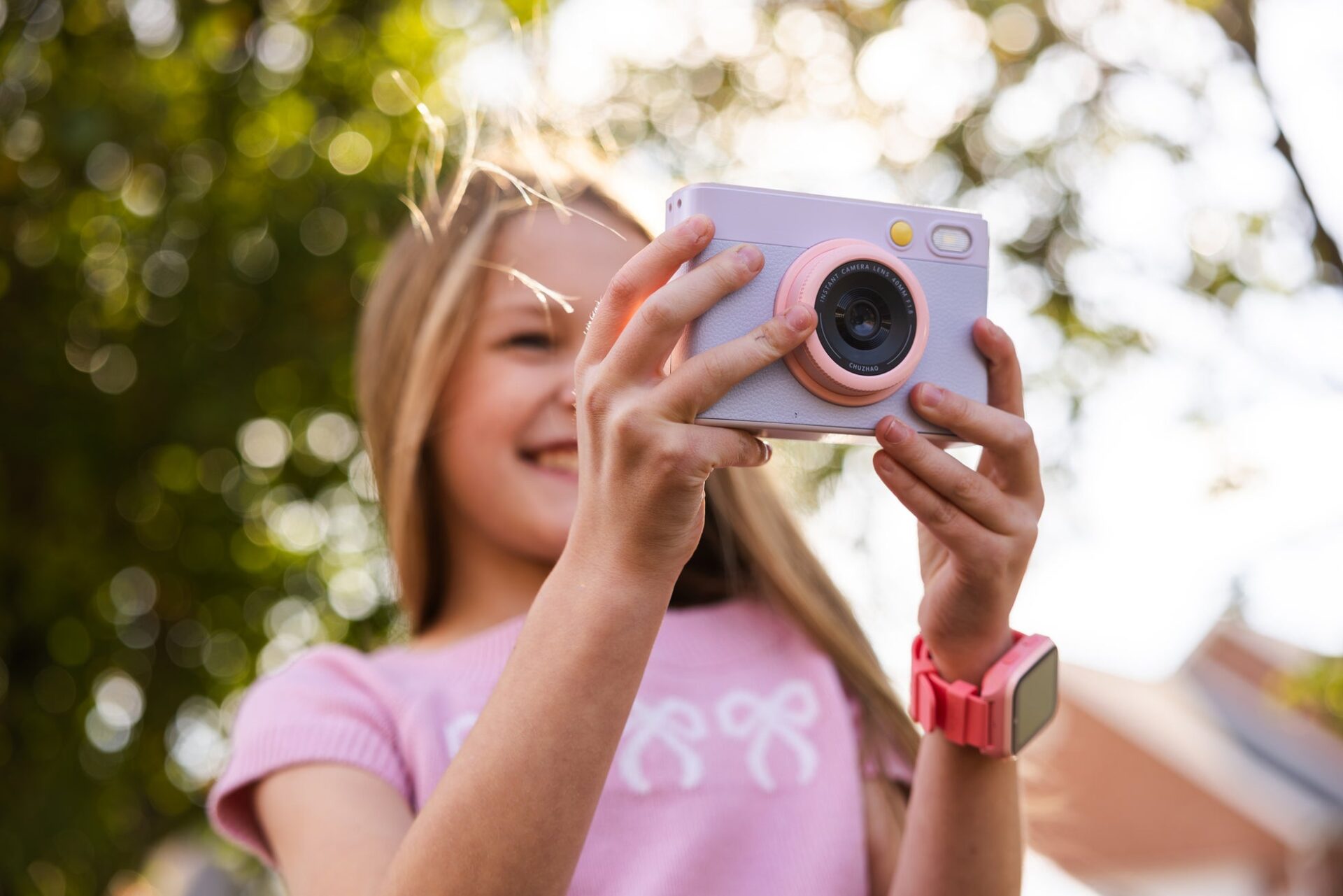 myFirst Japan、シリーズ初のフルカラー対応インスタントカメラを発売｜スマートフォン連携と主な仕様