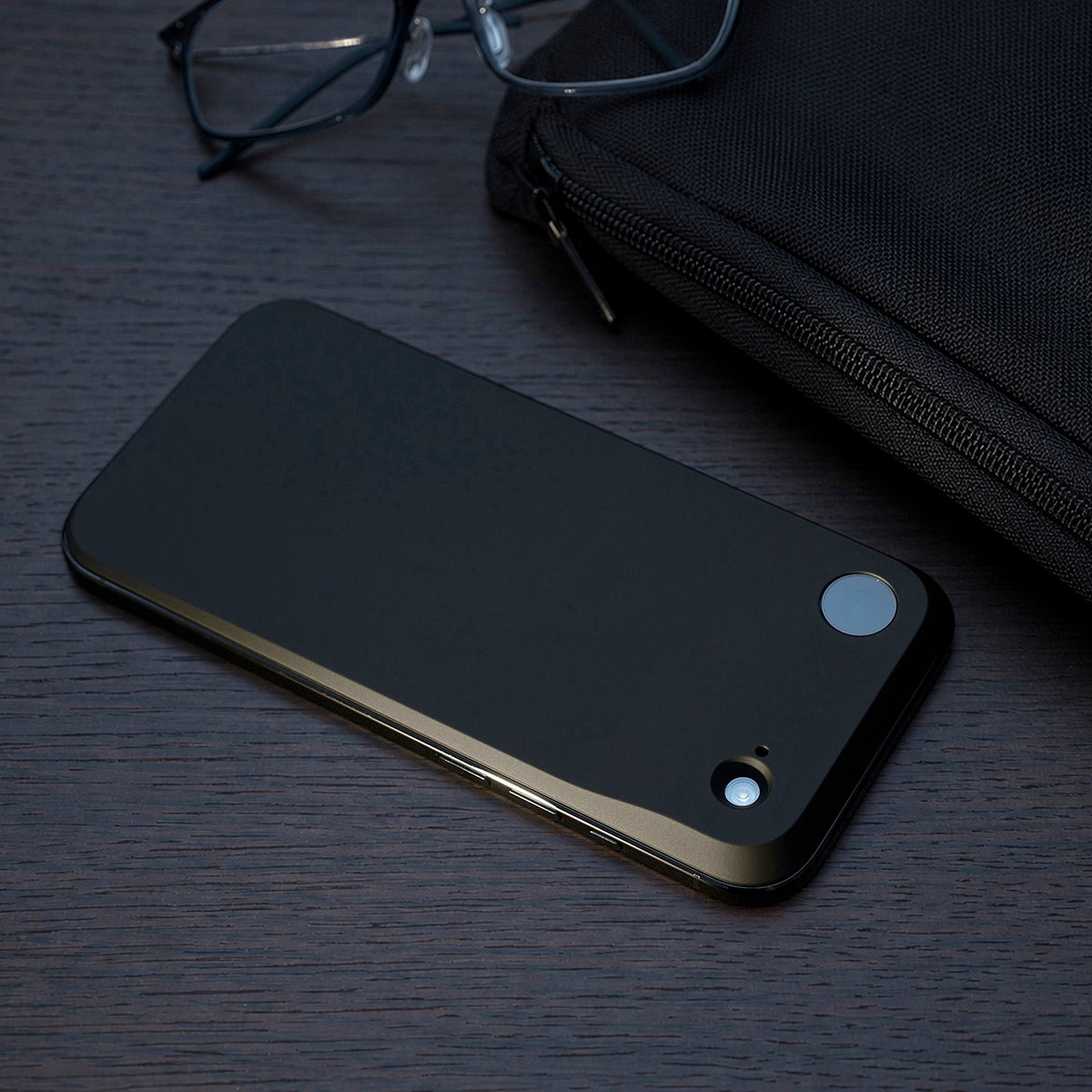 アンドデザイン、iPhone Air専用バックプレート「MYNUS iPhone Air BACK」を発売 - 画像3