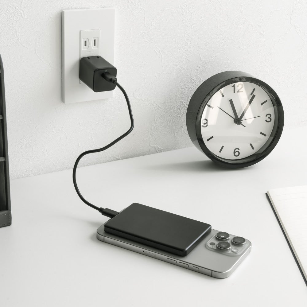 オウルテック、マグネット式ワイヤレス充電対応の薄型モバイルバッテリー「OWL-LPBMG5004シリーズ」を発売 - 画像6