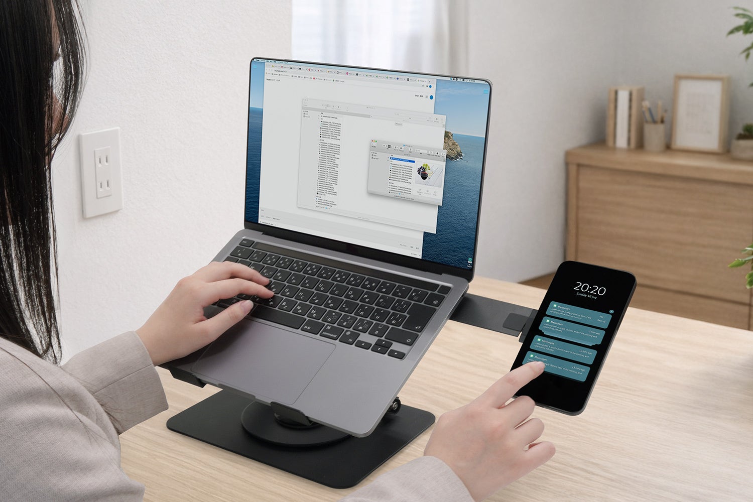 オウルテック、MagSafe対応スマホホルダー付きPCスタンド