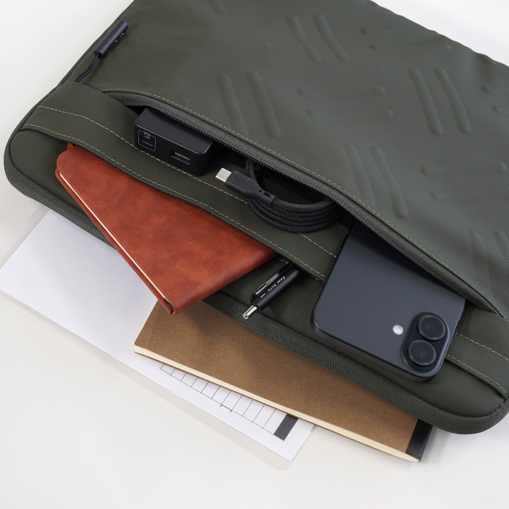 オウルテック、縞鋼板柄のPCケースとポーチを発売 - 画像4