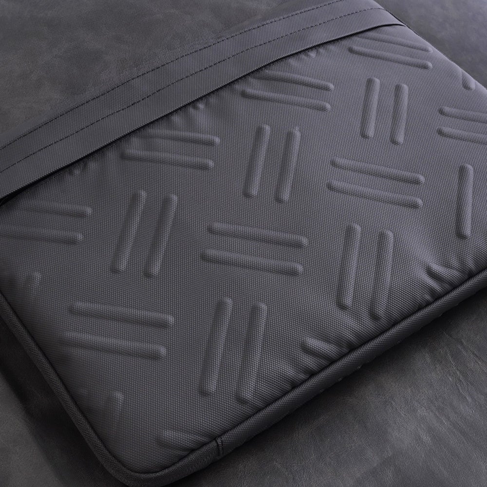 オウルテック、縞鋼板柄のPCケースとポーチを発売 - 画像6