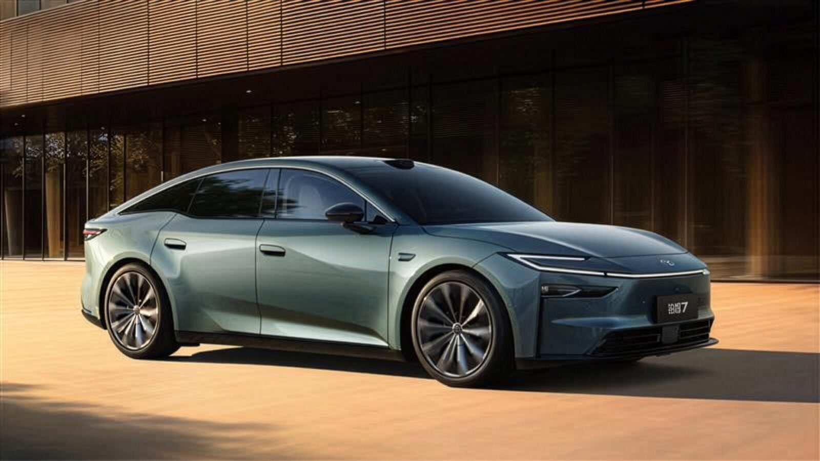 パナソニックのナノイーX発生装置、広汽トヨタのEV「鉑智7」に採用 - 画像2