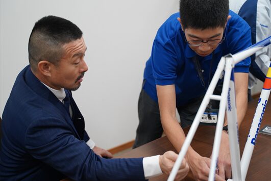 パナソニック、競輪・佐藤慎太郎選手との信頼関係とPOSの技術を解説 - 画像4