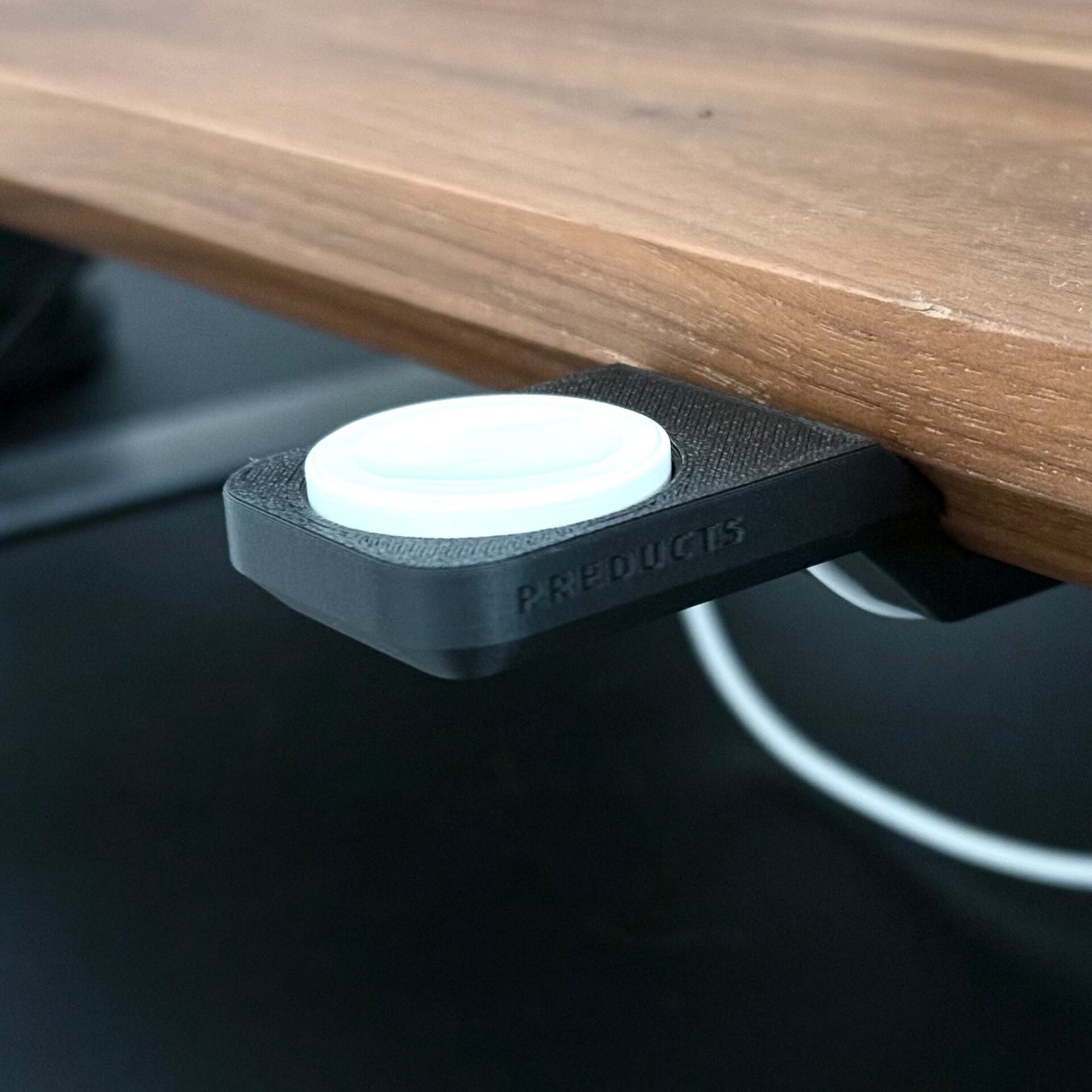 PREDUCTS、デスクシェルフ専用のApple Watch充電台を発売 - 画像5