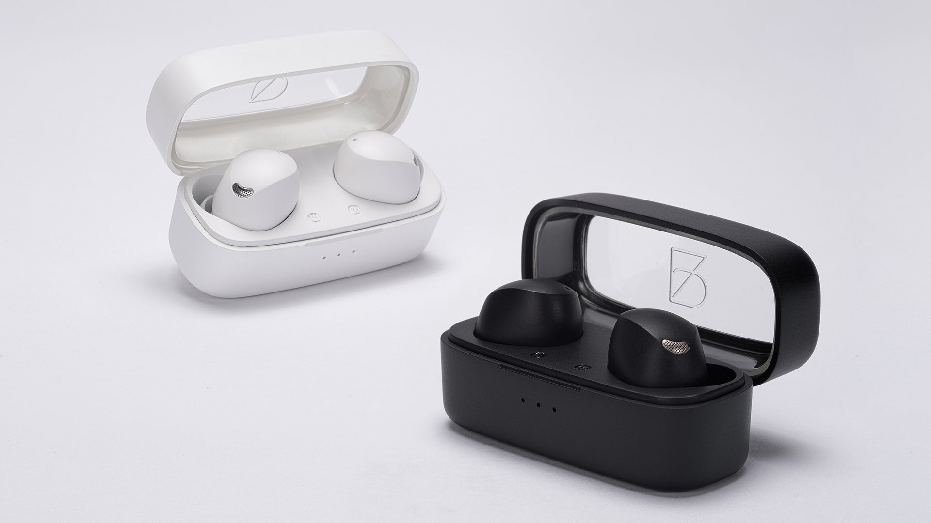 RIN AUDIO、初の完全ワイヤレスイヤホン「APERTURE」を発売｜音質を追求した完全ワイヤレスイヤホン
