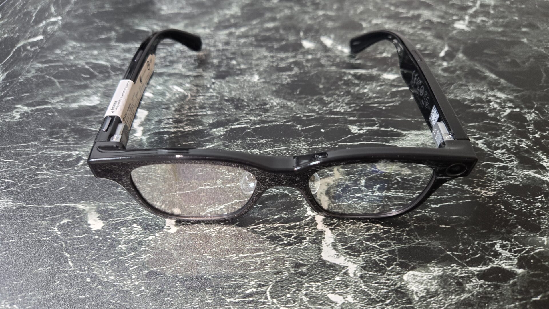 Rokid Glasses 本体正面 実機