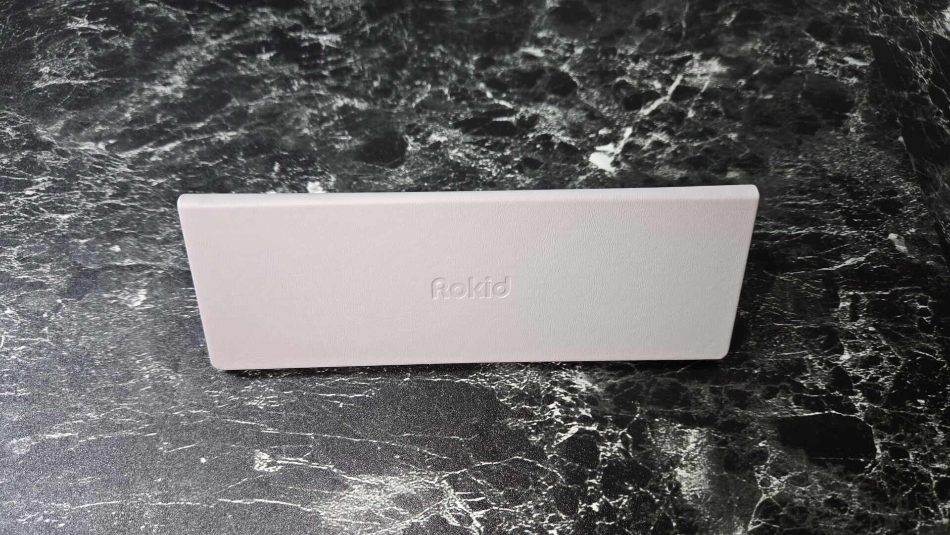 Rokid Glasses 専用ケース 実機