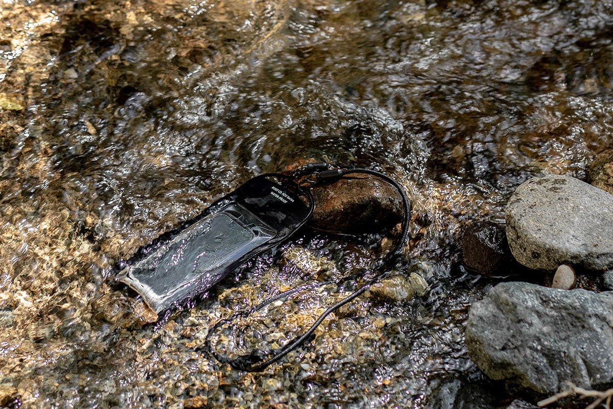 ROOT CO.、IPX8防水対応のスマホ用防水ケースを発売 - 画像8