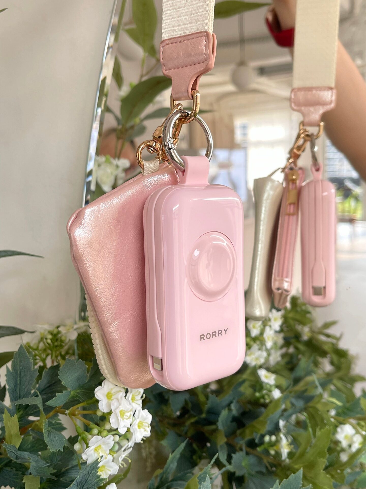 RORRY、コンパクトで高性能なモバイルバッテリー「CharmGo」ファミリーを展開 - 画像2