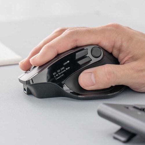 サンワダイレクト、液晶画面搭載の多機能エルゴマウスを発売|ワイヤレス接続と便利な充電機能