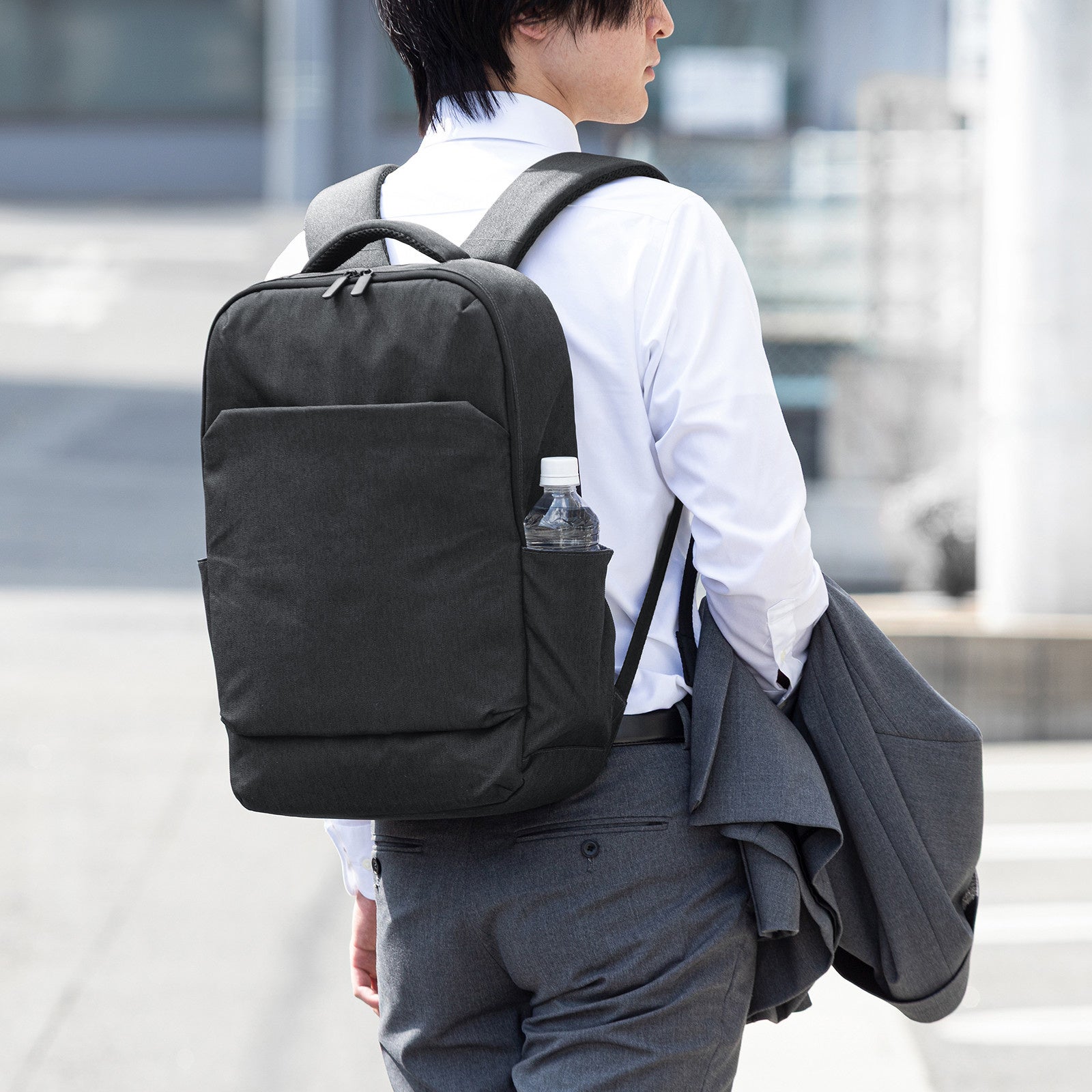 サンワサプライ、550gの軽量PCバックパック「BAG-BP18BK」を発売 - 画像11