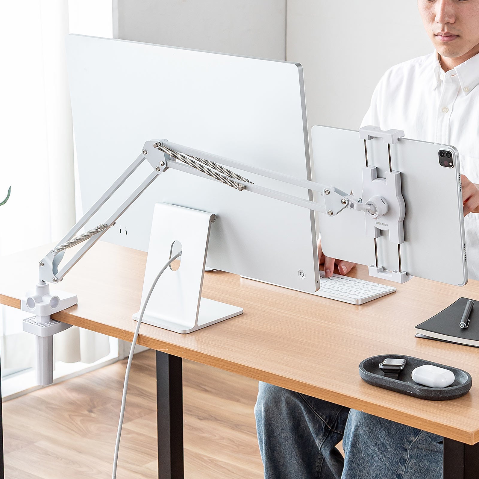 サンワダイレクト、タブレットアームスタンドに新色ホワイトを追加 - 画像3