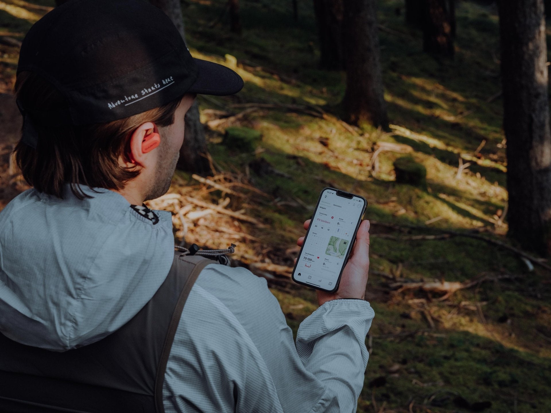 スント、ランニング分析機能搭載のオープンイヤー型イヤホン「Suunto Spark」を発表 - 画像9