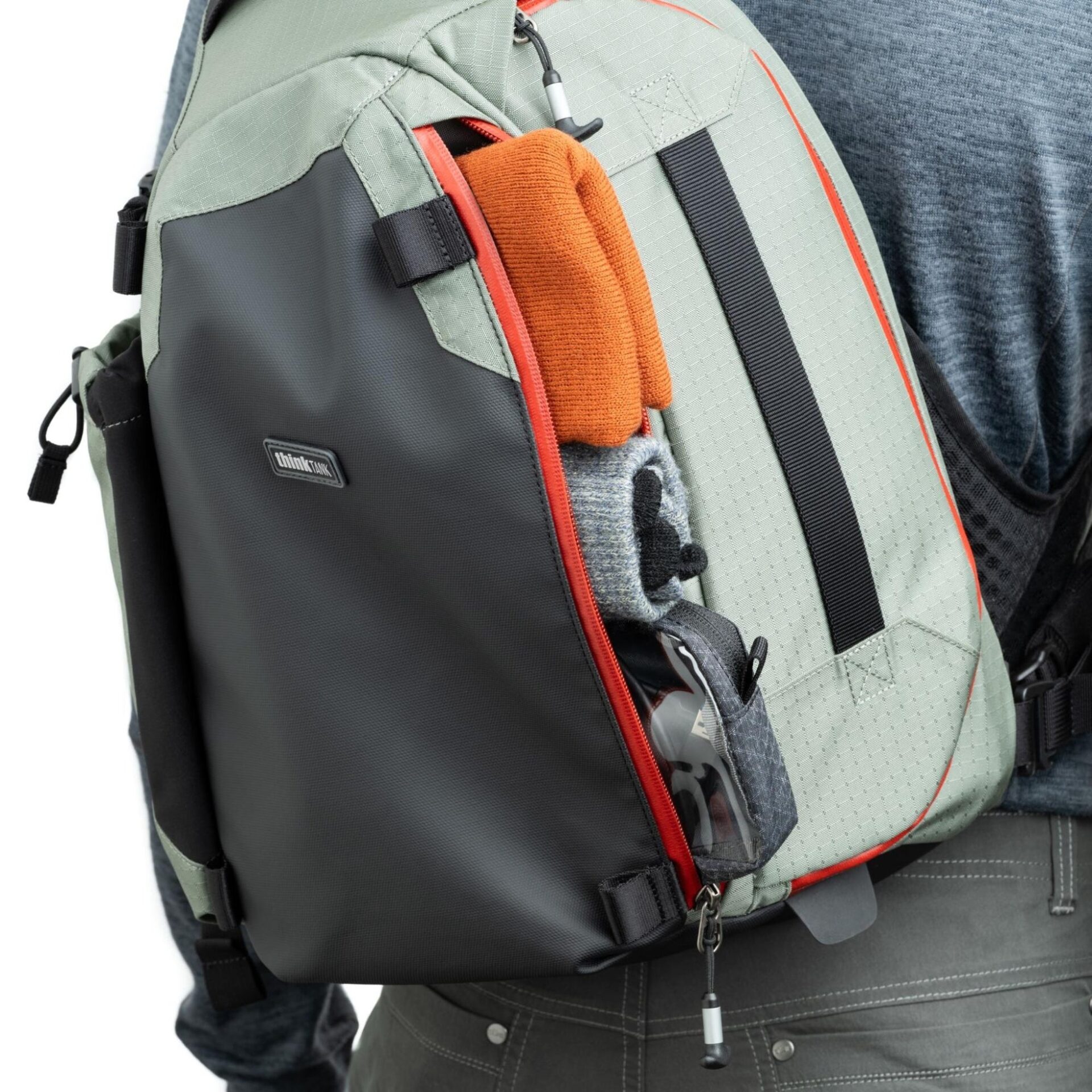 シンクタンクフォト、アウトドア向けスリングバッグ「フォトクロス V2」を発売 - 画像11