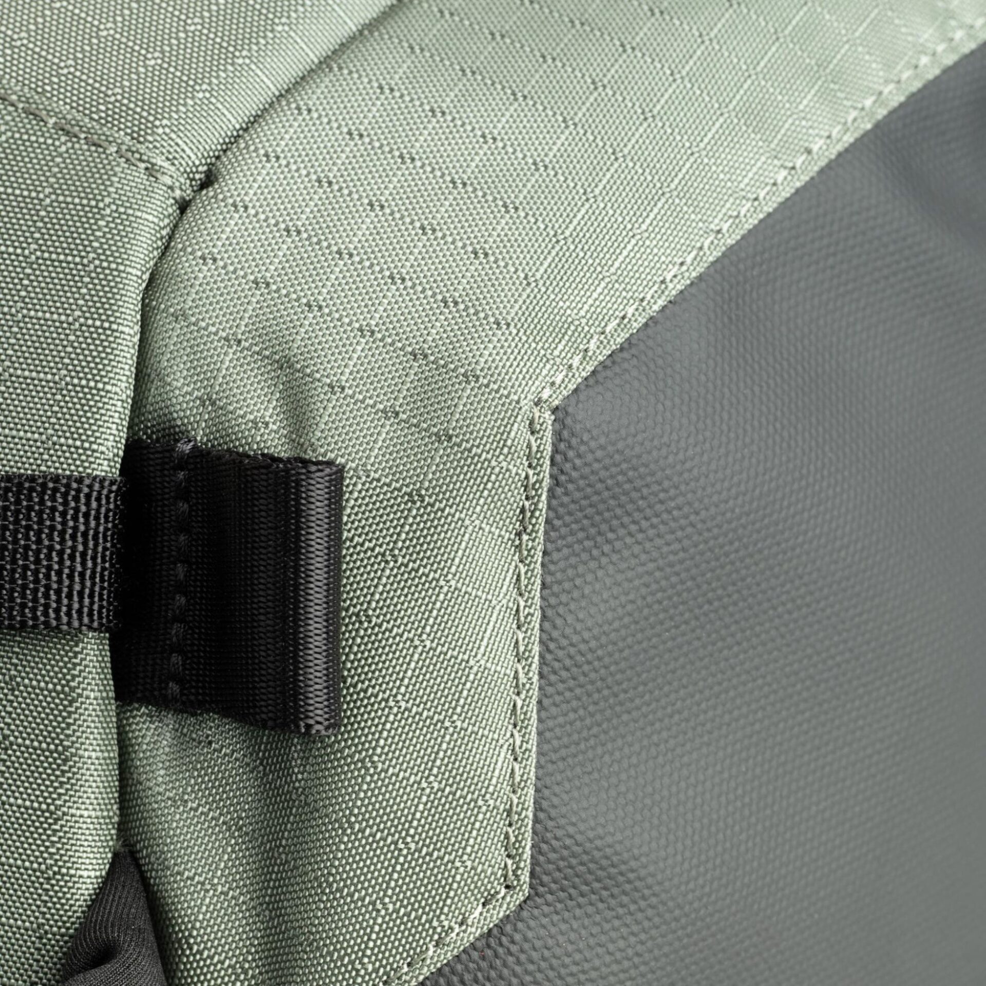 シンクタンクフォト、アウトドア向けスリングバッグ「フォトクロス V2」を発売 - 画像5