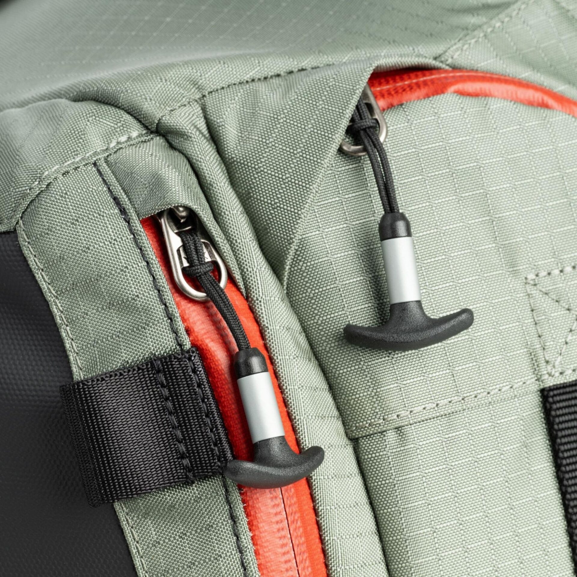 シンクタンクフォト、アウトドア向けスリングバッグ「フォトクロス V2」を発売 - 画像6