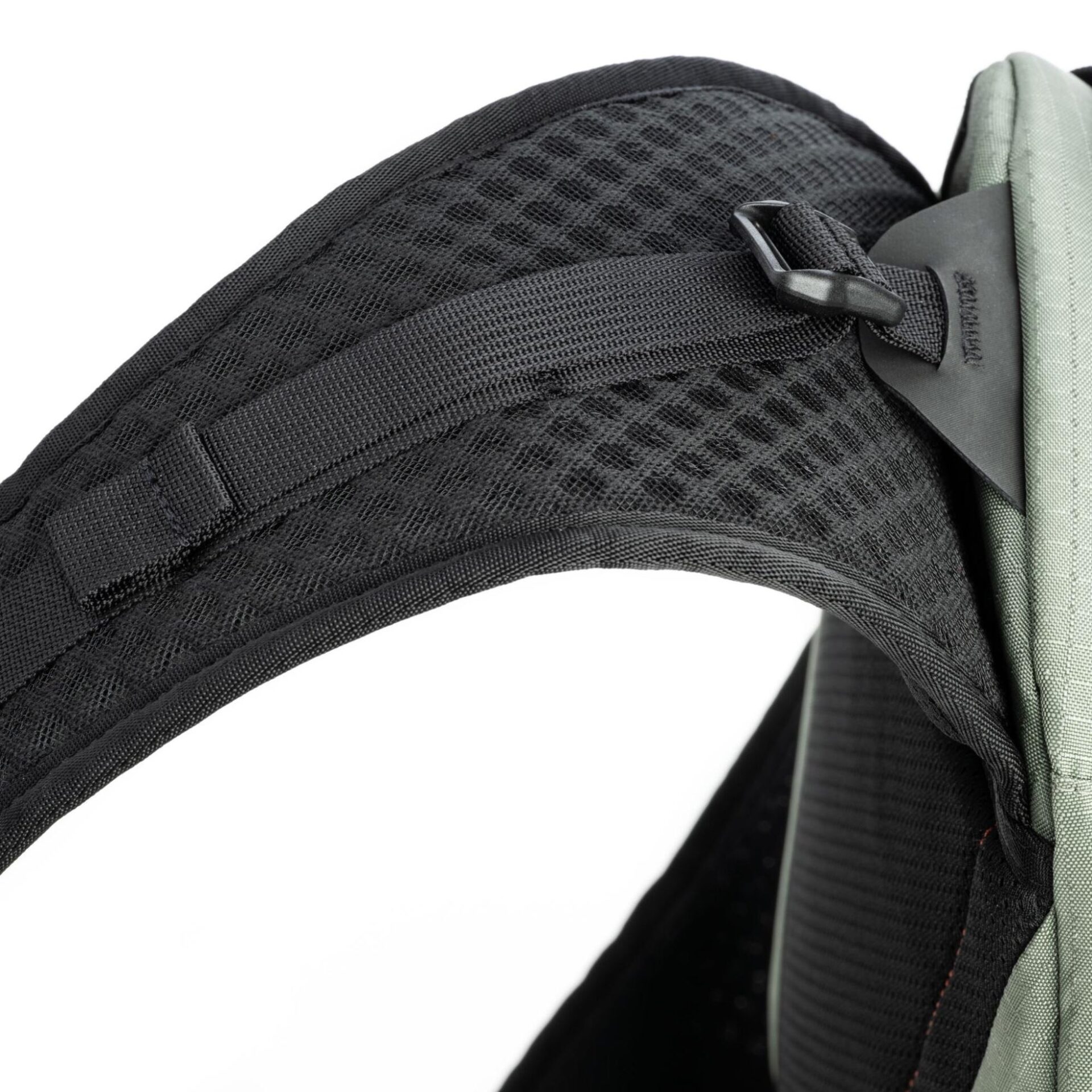 シンクタンクフォト、アウトドア向けスリングバッグ「フォトクロス V2」を発売 - 画像7