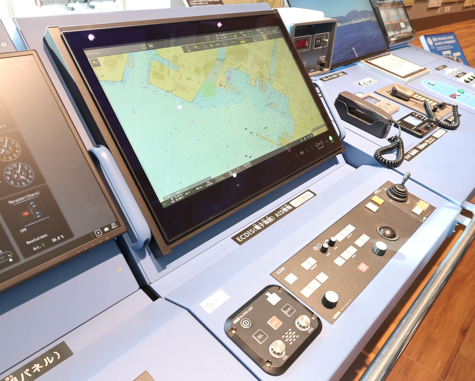東京計器、大和ミュージアムに最新の舶用機器を寄贈 - 画像2