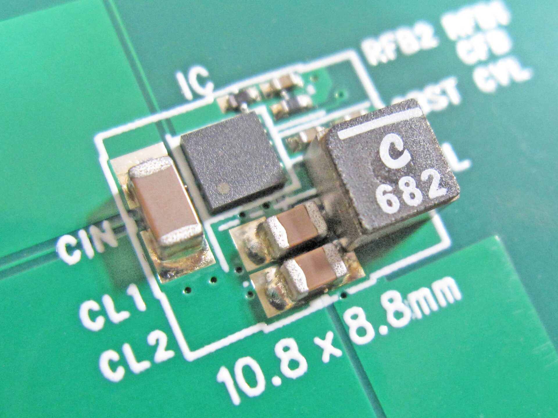 トレックス、36V対応2A同期整流降圧DC/DCコンバータXC9714シリーズを発表 - 画像2