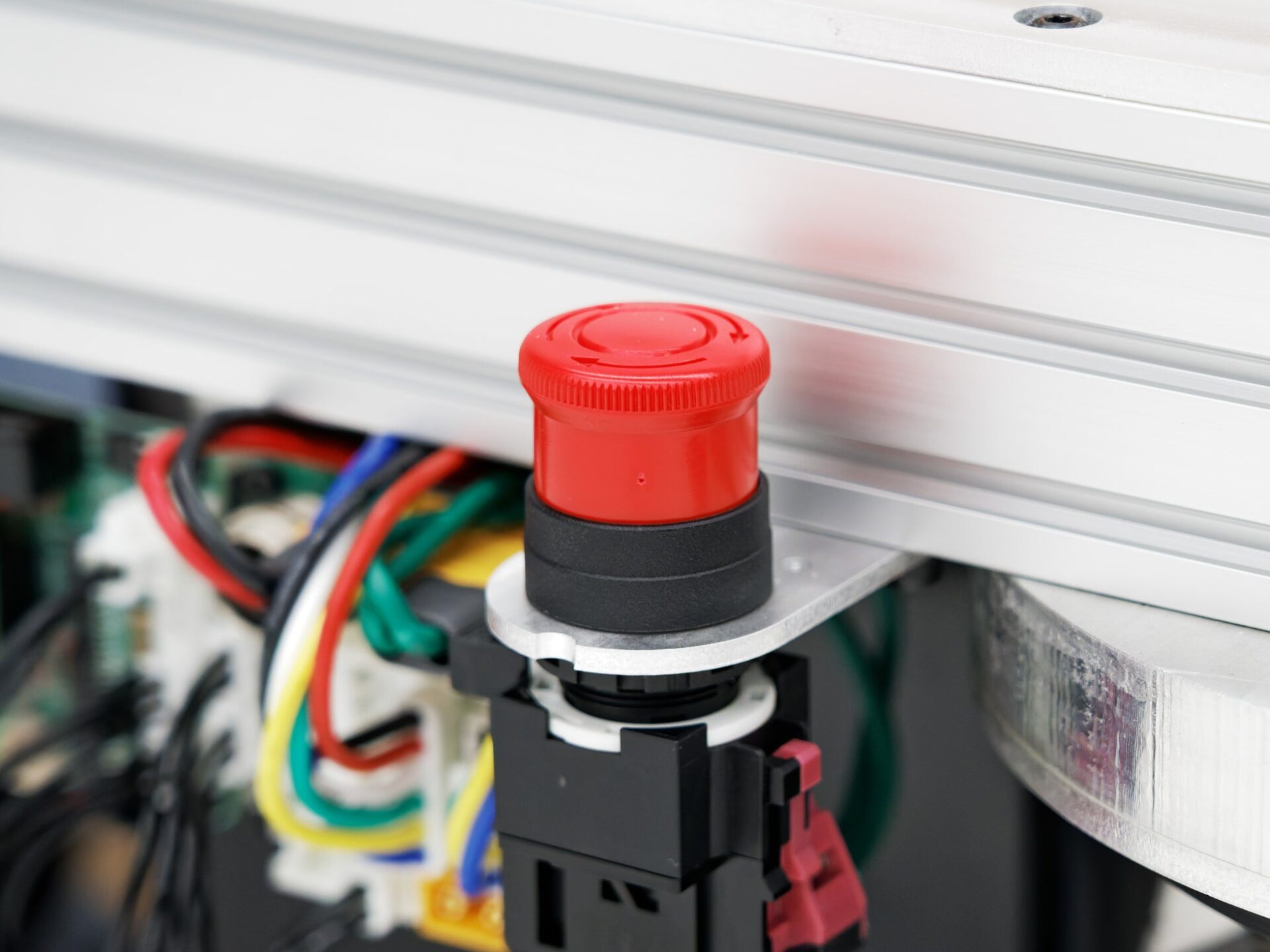 ヴイストン、ROS 2対応の大型研究用台車ロボット「4WDSローバーX120A-LB」を発売 - 画像6