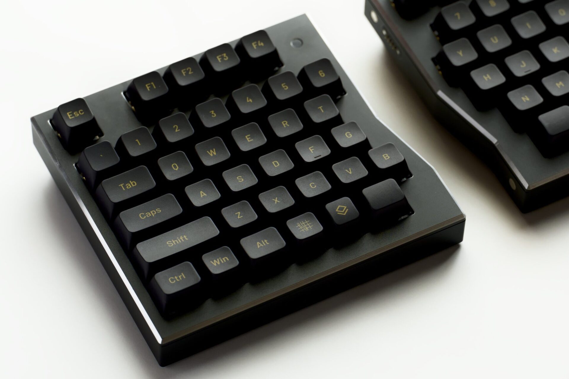 Waffree US発売、完全ワイヤレス分割キーボードにUS配列モデル - 画像3