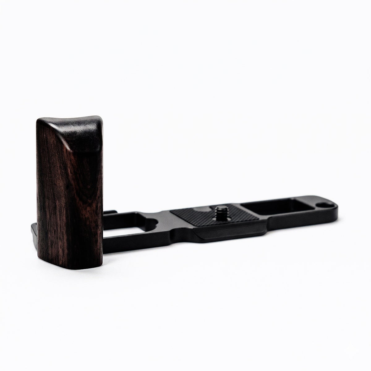 E&Iクリエイション、OM SYSTEM対応の木製グリップ一体型ベースプレート発売 - 画像11