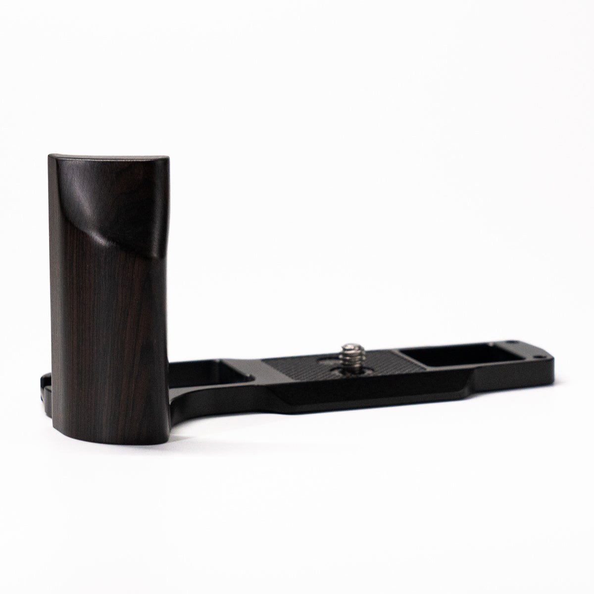 E&Iクリエイション、OM SYSTEM対応の木製グリップ一体型ベースプレート発売 - 画像5