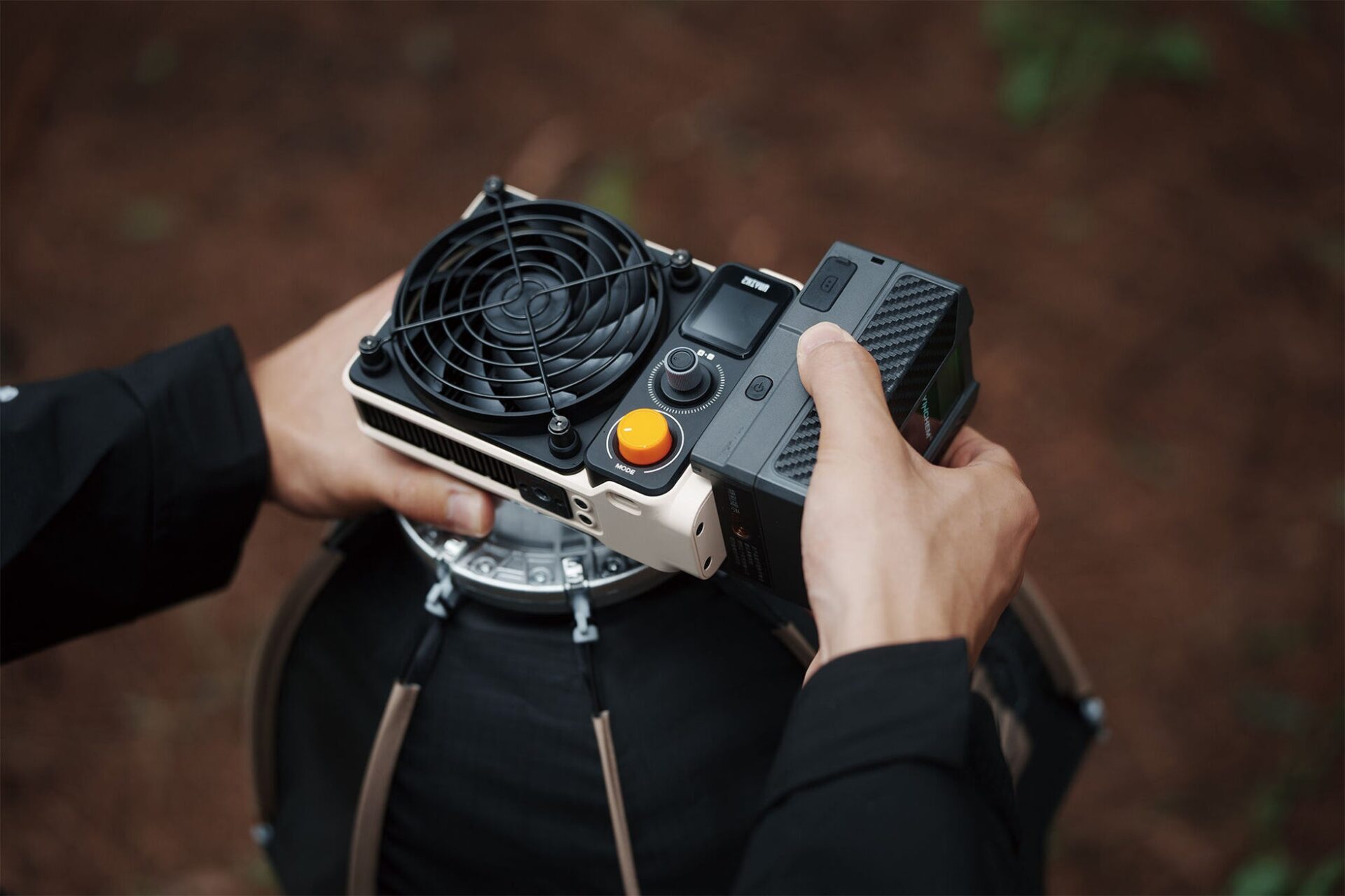 ケンコー・トキナー、200W出力の小型COBライト「ZHIYUN MOLUS X200」シリーズを発売 - 画像5